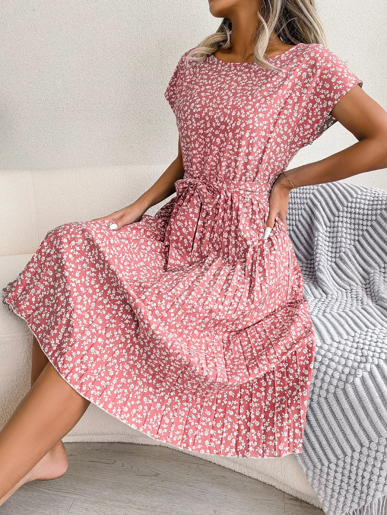 "Women's Floral High Waist A-Line Long Dress - Spring Summer Chic Fashion, Short Sleeve Pleated Maxi Dress"