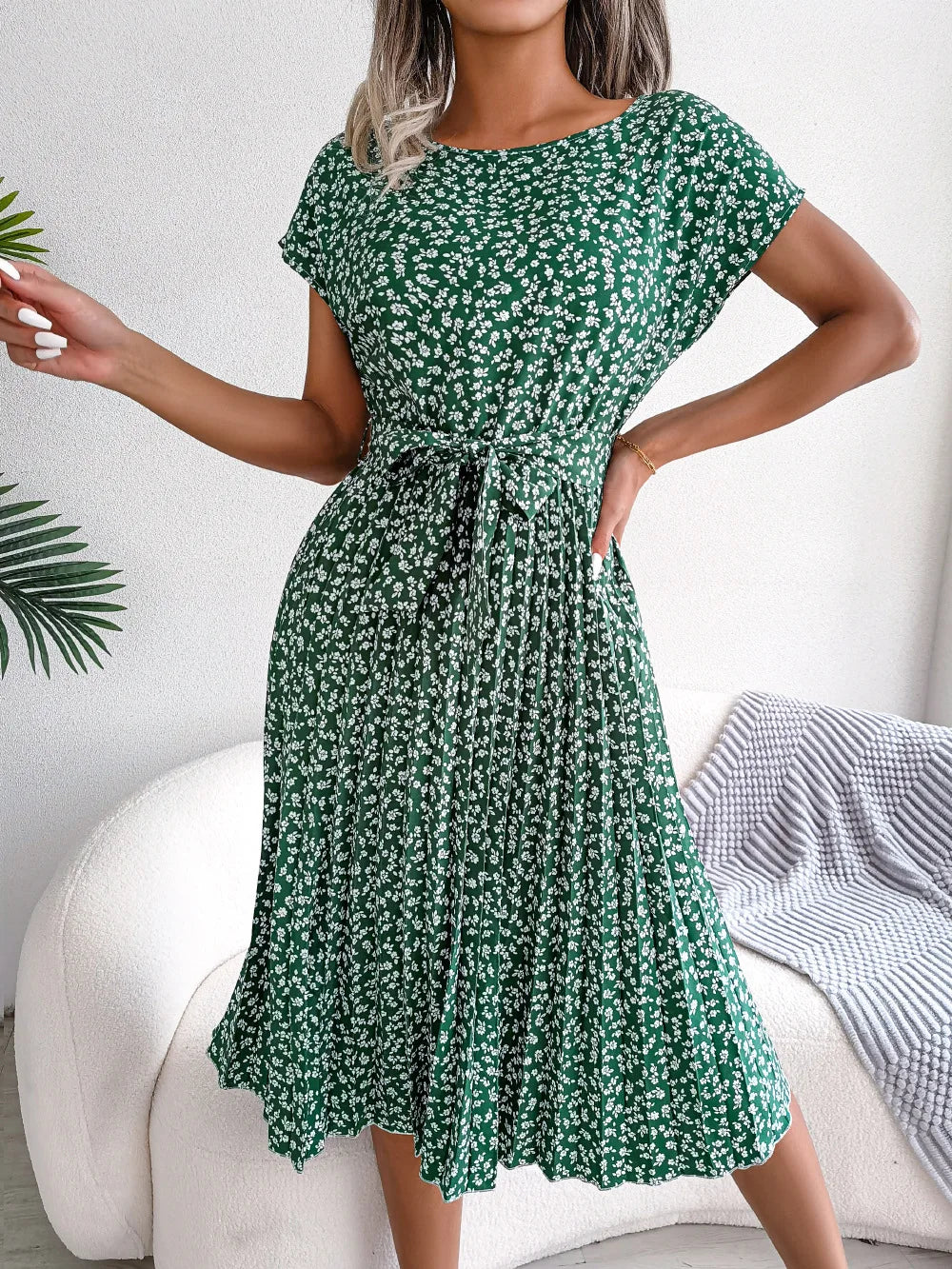 "Women's Floral High Waist A-Line Long Dress - Spring Summer Chic Fashion, Short Sleeve Pleated Maxi Dress"