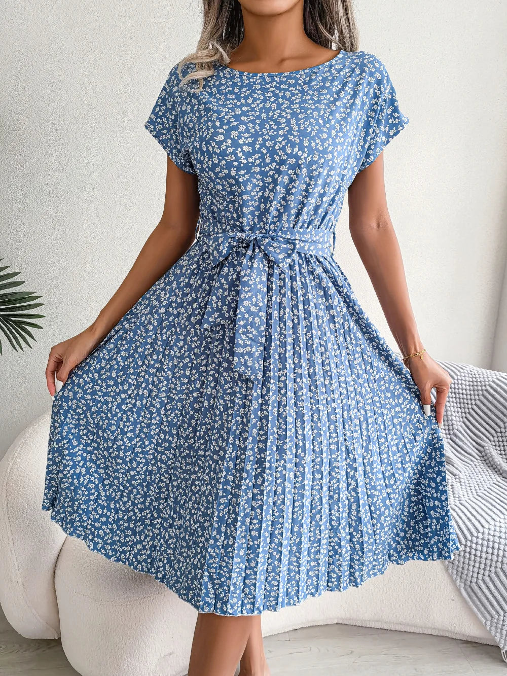 "Women's Floral High Waist A-Line Long Dress - Spring Summer Chic Fashion, Short Sleeve Pleated Maxi Dress"