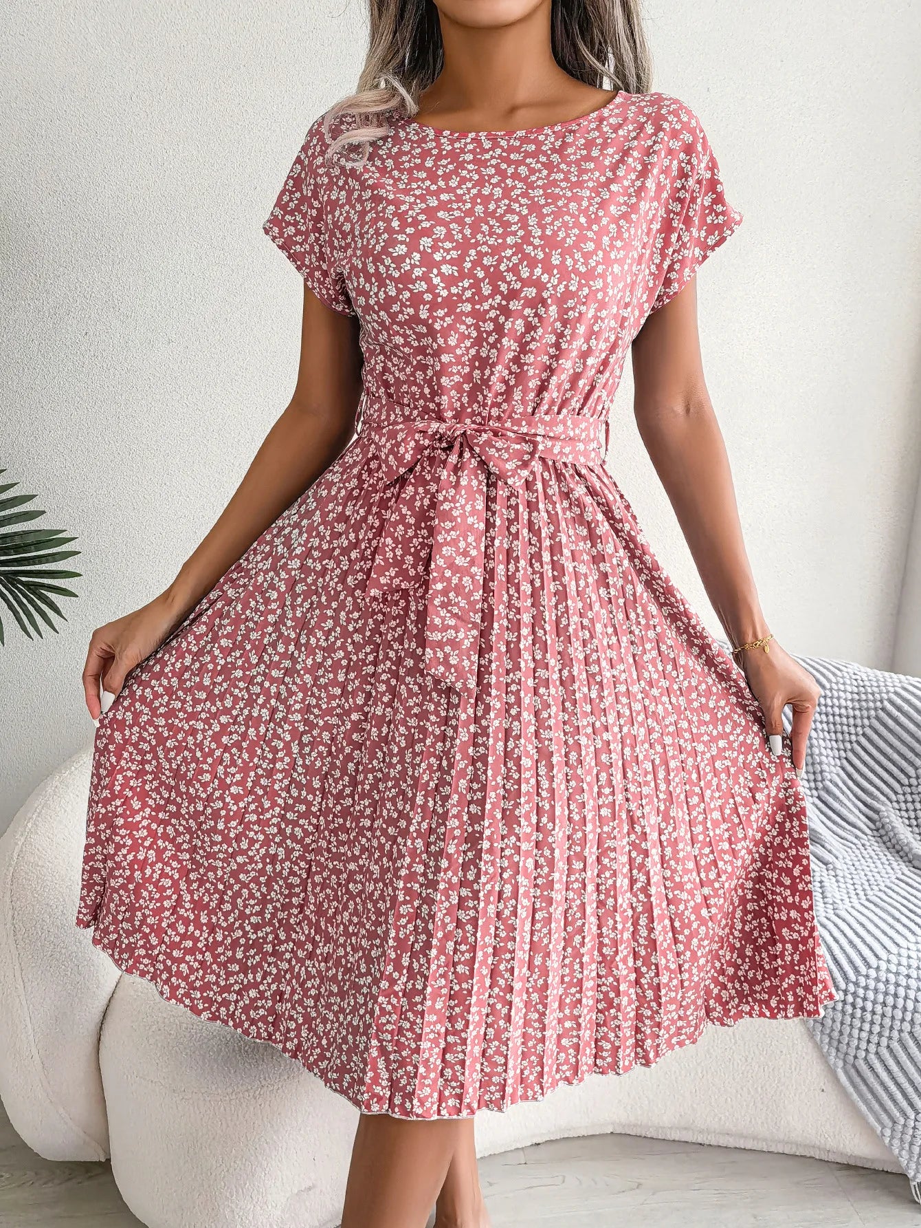 "Women's Floral High Waist A-Line Long Dress - Spring Summer Chic Fashion, Short Sleeve Pleated Maxi Dress"