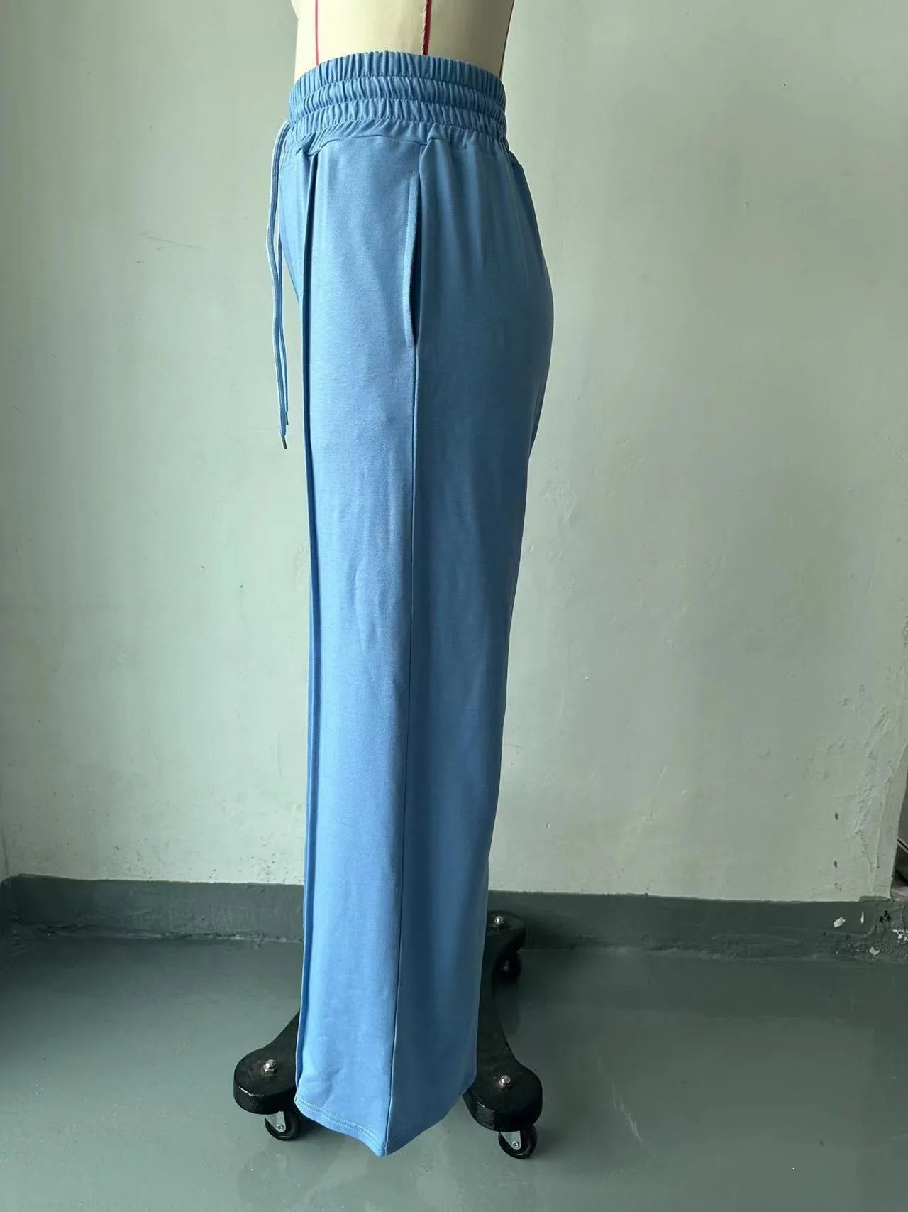 "Women's Autumn 2023 Sports Pants - Loose Fit Straight Tube Wide Leg Casual Dance Pants"